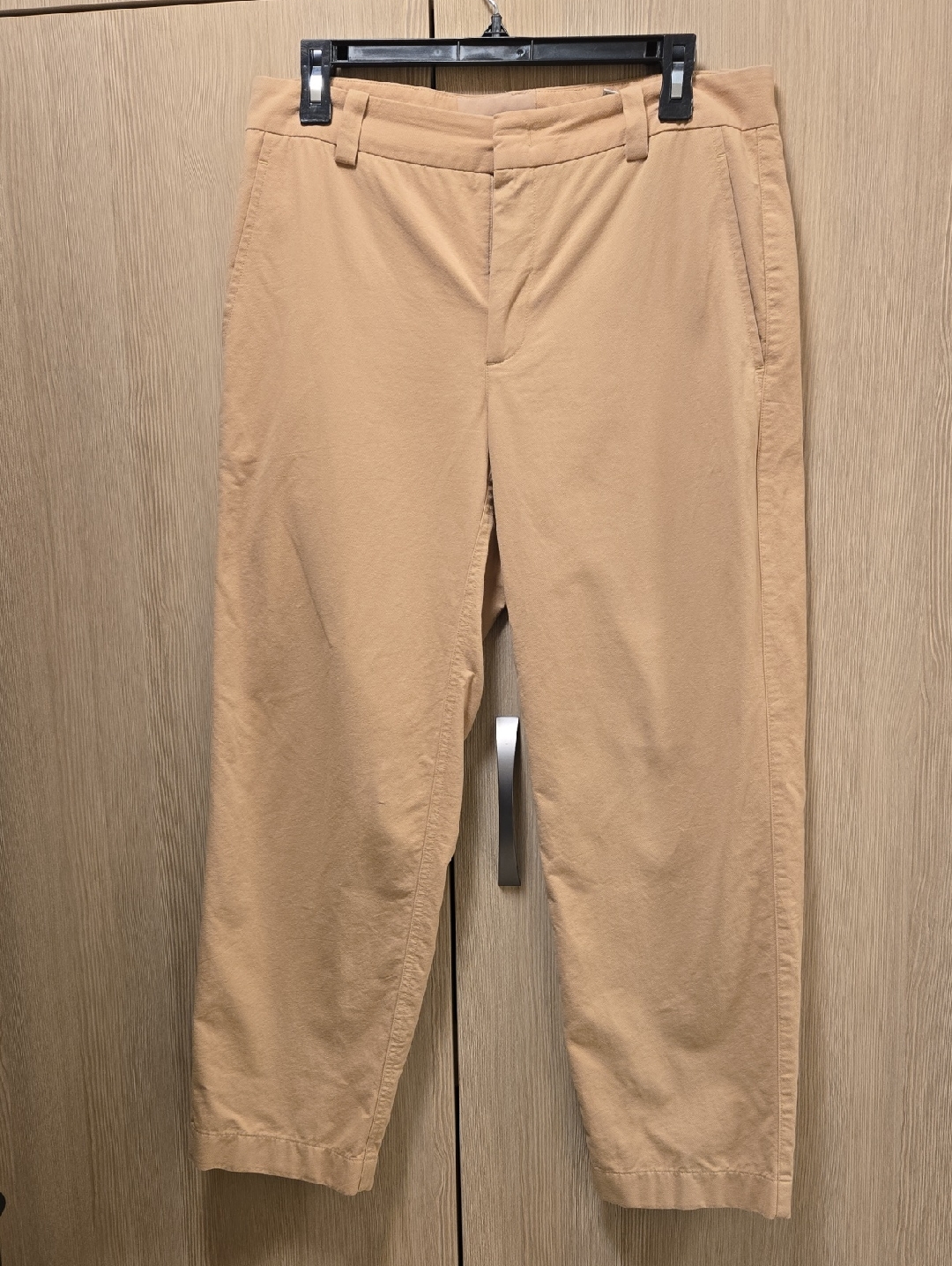 Women's Classic Chino Pants In Tan